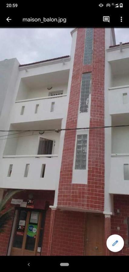 Studio 2 Meuble A Ouakam Comico Dakar Buitenkant foto
